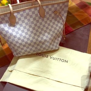 Louis Vuitton Neverfull MM