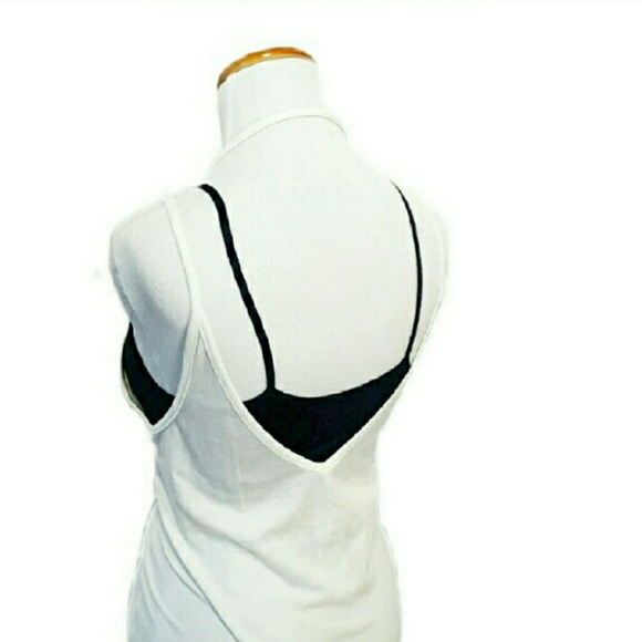 ❌SOLD❌ Strappy Multi-Wear Casual Tank - Picture 2 of 4