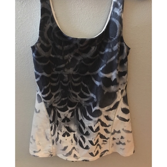 Lulu lemon tank