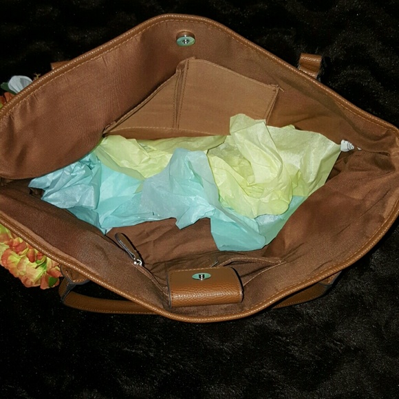 STYLE & CO THE SEA TOTE PALM. - Picture 3 of 4