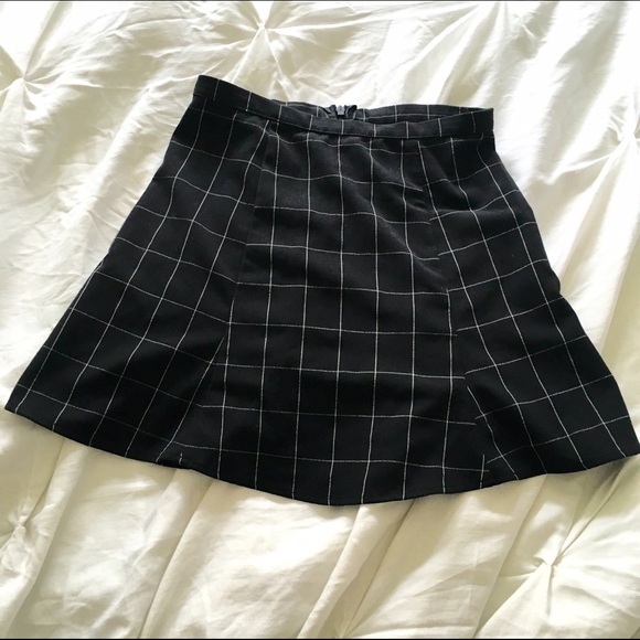 AA plaid circle mini skirt (reserved)