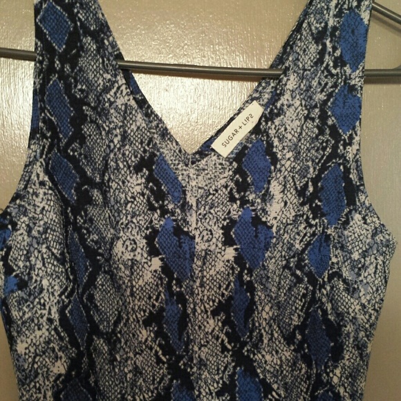 Dress - Picture 2 of 4