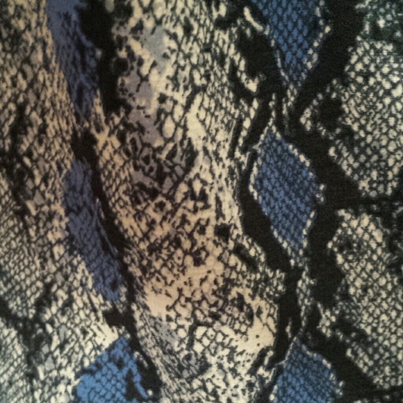 Dress - Picture 4 of 4