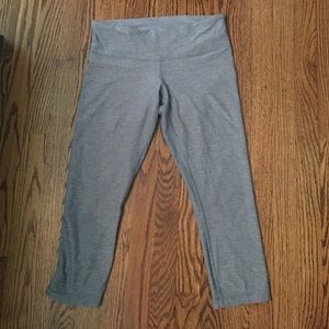 Lulu lemon leggings- Wunder Under, cropped