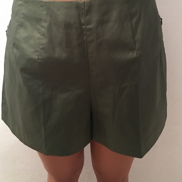 Kate spade Saturday Shorts - Picture 3 of 3