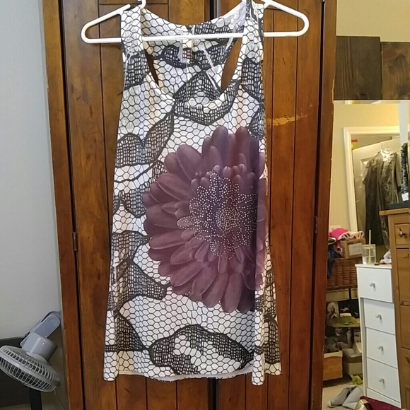 Floral tank