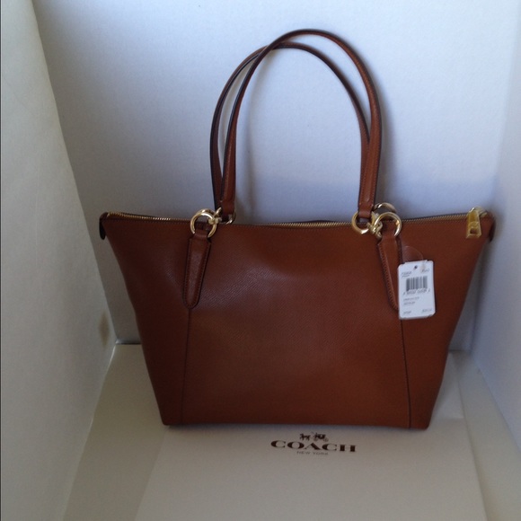 SALE!♥️Coach Ava Crssgrn Saddle Brown Leather Tote - Picture 2 of 4