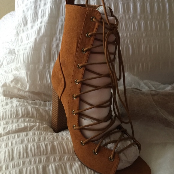 Lace up high heel