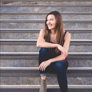 Meet your Posher, Megan