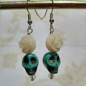 Skull and rose earrings