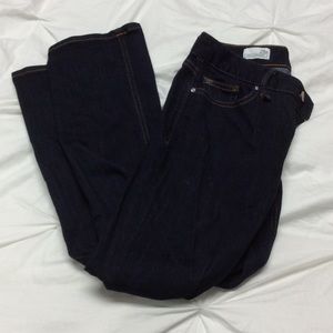 GAP STRAIGHT LEG JEANS