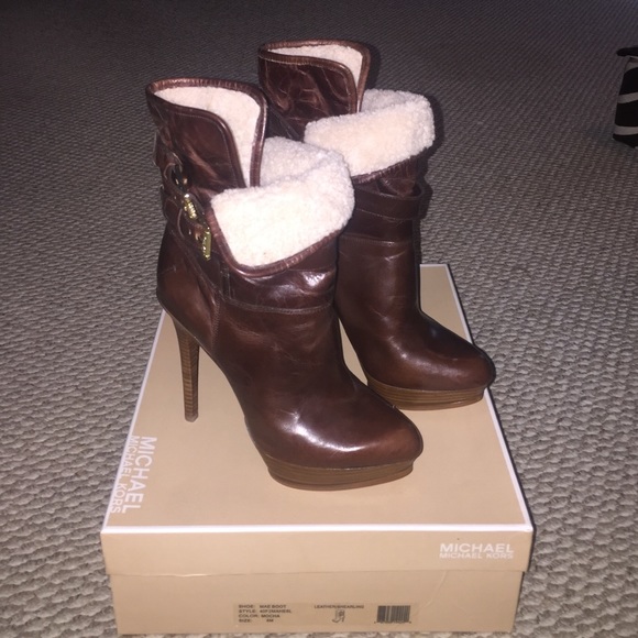 MICHAEL Michael Kors Mae Boot