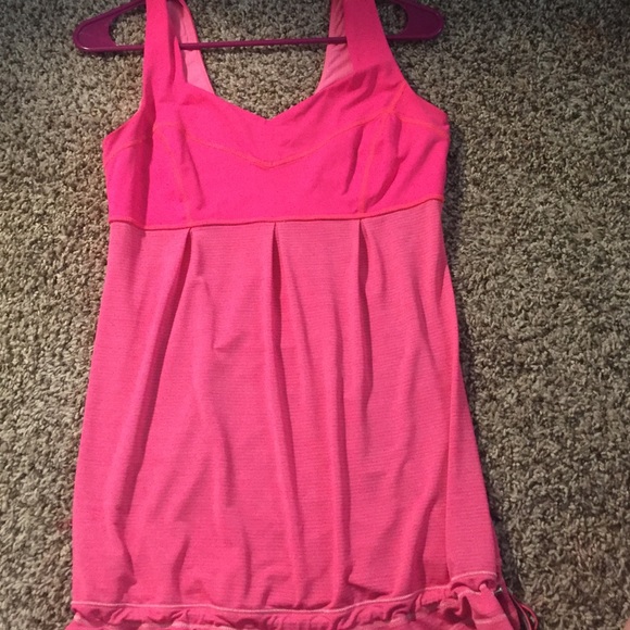 Lululemon tame me tank, size 6, EUC