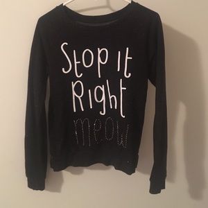 Perfect sweater for the Cat lovers out there! 🐱