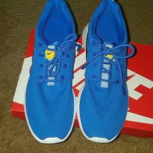 Blue Nike Roshe One (GS), size 5y=7 women, worn 2x