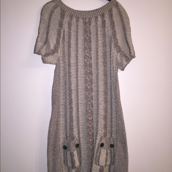 Super cute Beige Long Sweater with cute pockets!