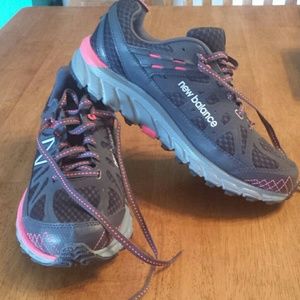 New Balance Women's Shoes size 8.5 wide