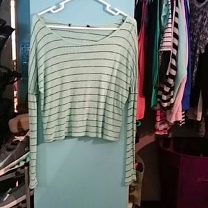 Cute striped Teal top