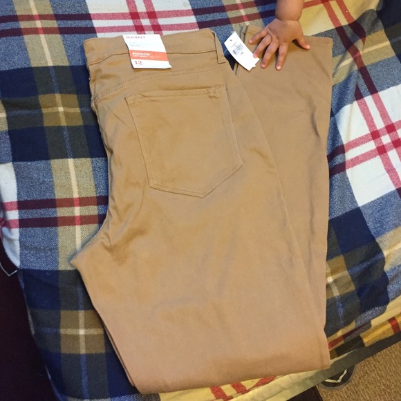 Old Navy Rockstar Super Skinny Khakis