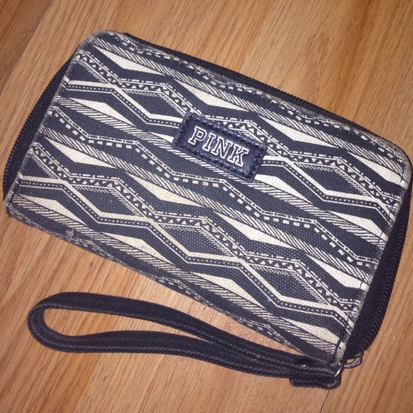 Victoria Secret Pink wristlet