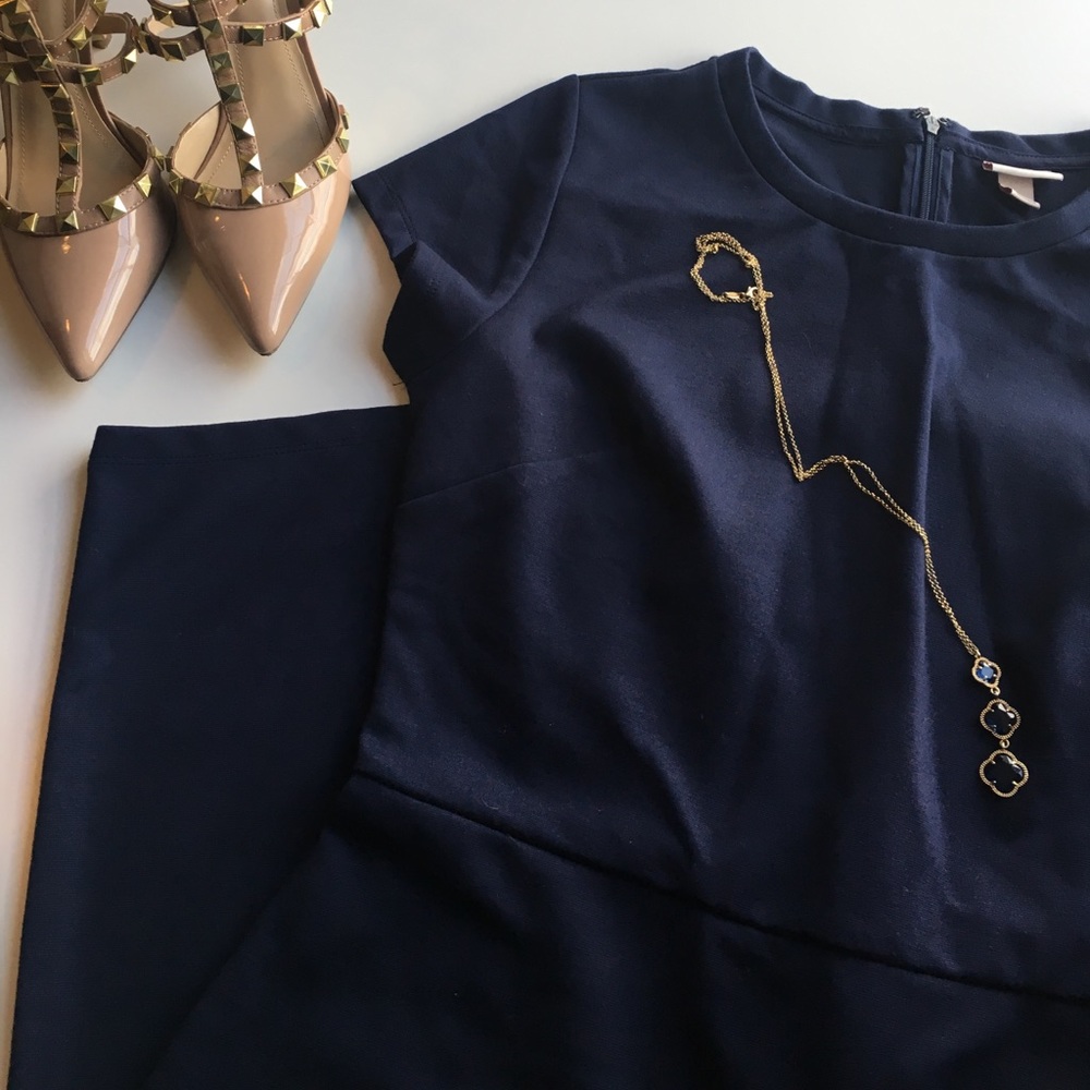 🎉 SALE 🎉 Fitted Dress