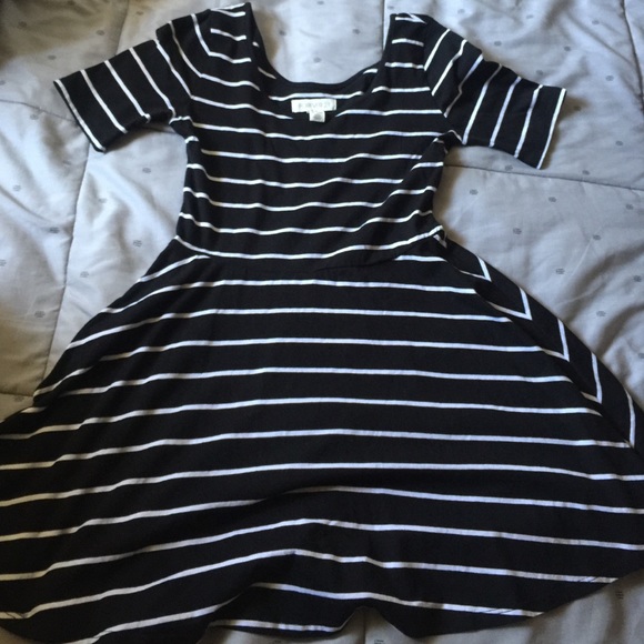 Mid high dress