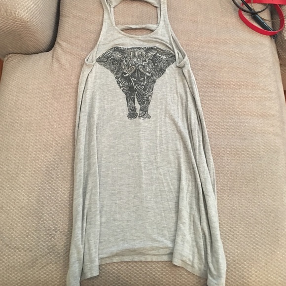 Grey dress with an elephant