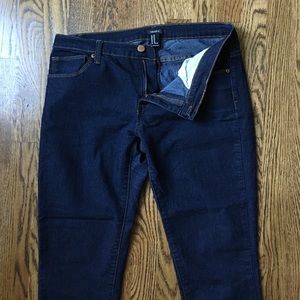 Forever21 dark blue skinny jeans
