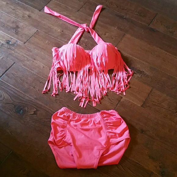 Size large swimsuit.