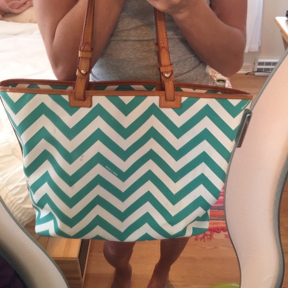 Sale sale!! Dooney & Bourke chevron tote - Picture 3 of 4
