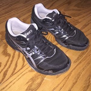 Asics black gel volleyball shoes