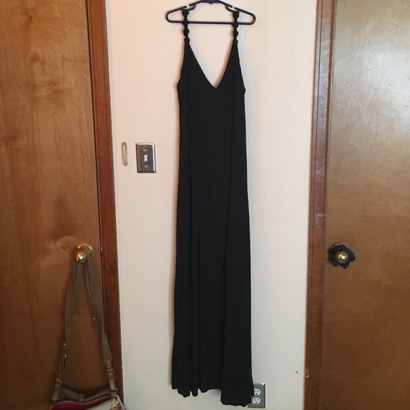 Black Criss-Cross Back Maxi Dress