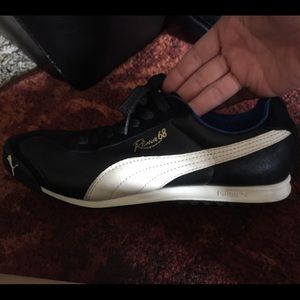 Women's Puma leather shoes