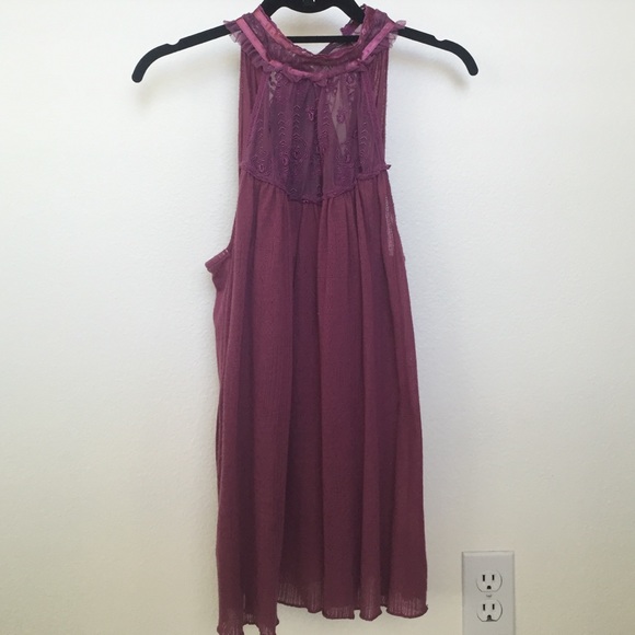 Free People Tops - Free People lace halter top- M