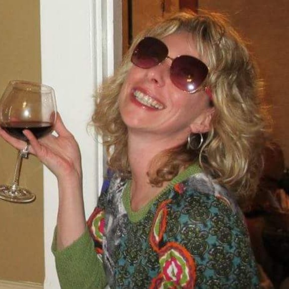 Meet your Posher, Tanya - Picture 4 of 4