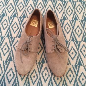 Dolce Vita Suede Tan Oxford Shoes Worn Once!