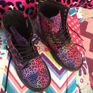 Youth size 4 dr martins