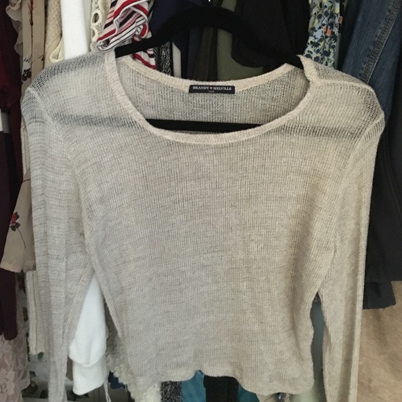 Brandy Melville long sleeve crop top