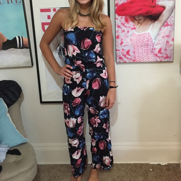 FLORAL JUMPSUIT 🌸