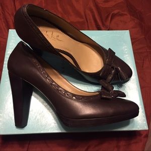 Nicole Miller Brown Pumps