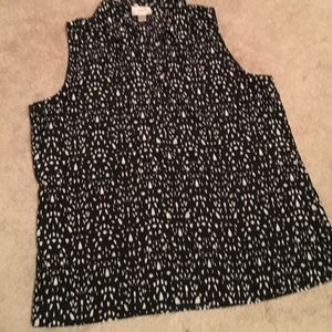 Black & White LOFT top