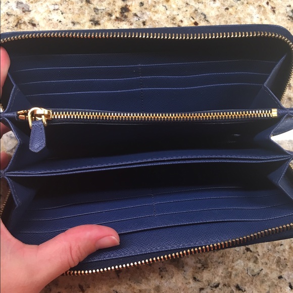 Authentic Prada Wallet - Picture 2 of 4