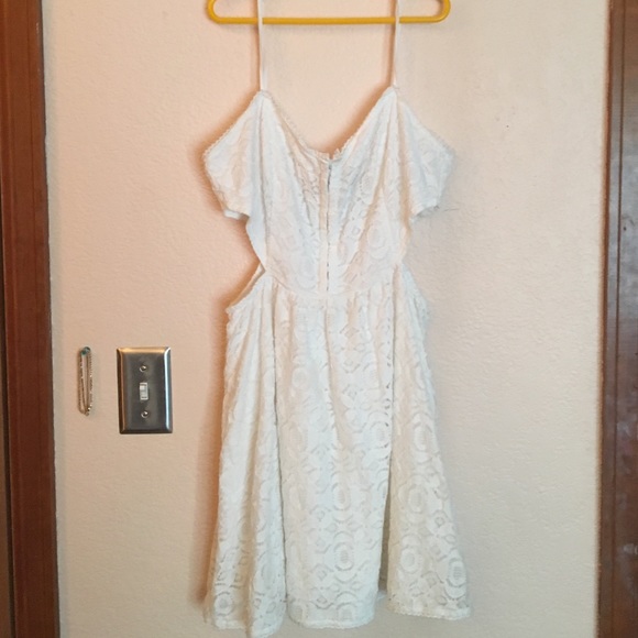 White, Lace Kendall & Kylie dress