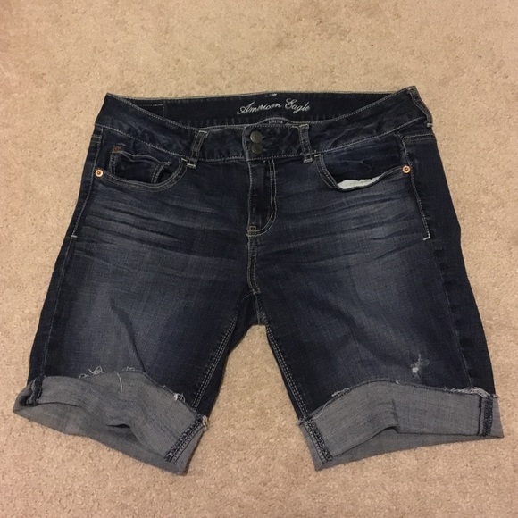 American eagle jean shorts.