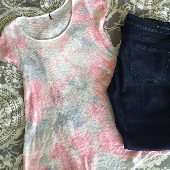 Anthropologie Tops - anthropologie floral short sleeve sweater