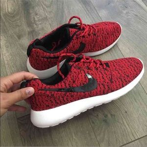 custom Nike Roshe