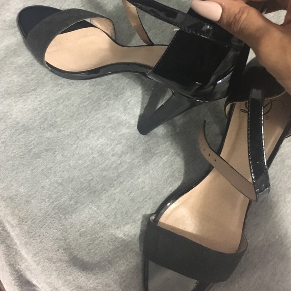 Single Sole Heels. - image 2