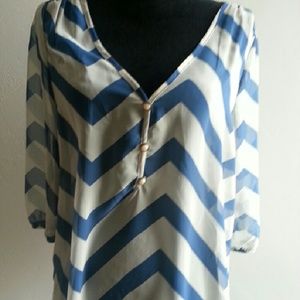 Ladies chevron tunic.  Size large