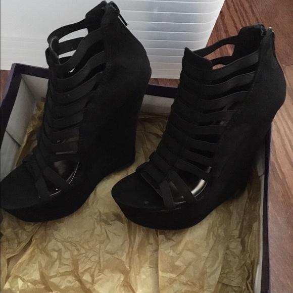 Wedges - Picture 1 of 2