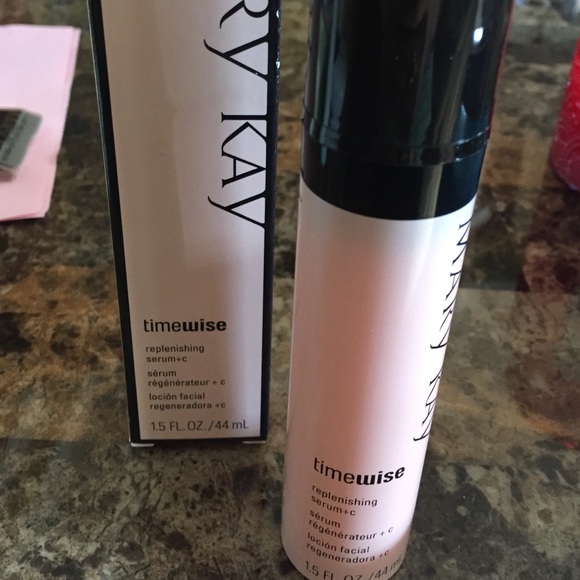 Mary Kay serum C-replenishing